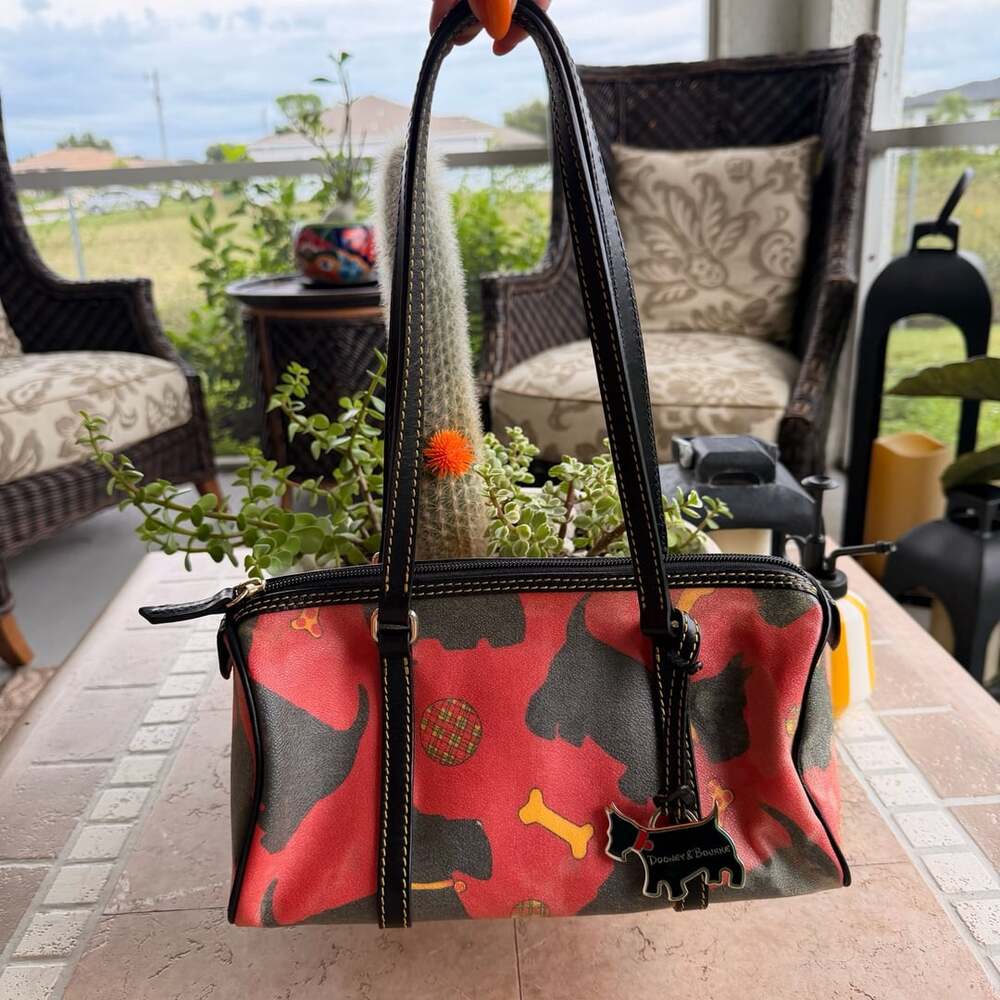 Dooney & Bourke Vintage Scottie Dog Barrel Bag Satchel w/ Original Charm – Red